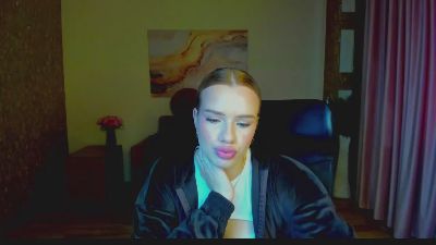 Stacy_West live cam on Cam4