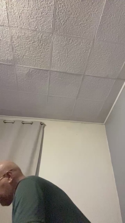 Stan30130 live cam on Cam4