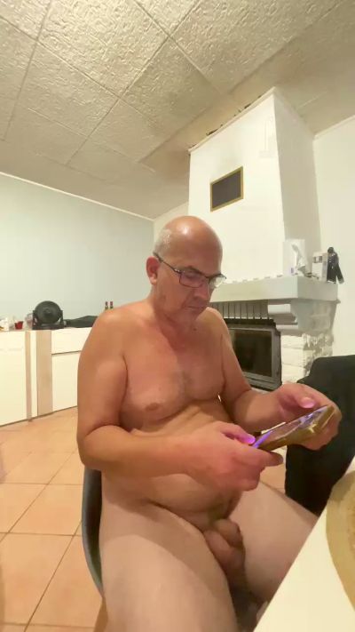 Stan30130 live cam on Cam4