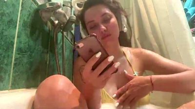 StarMagnia live cam on Cam4
