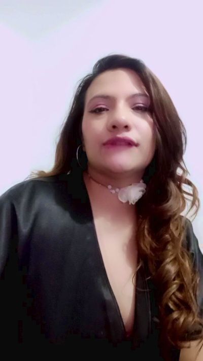 Star_rose18 live cam on Cam4