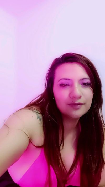 Star_rose18 live cam on Cam4