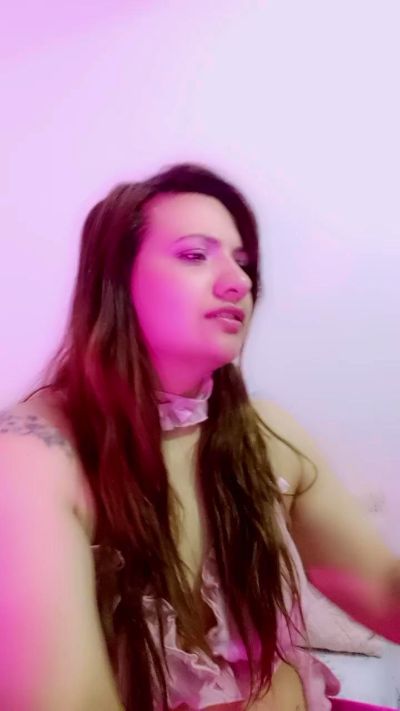 Star_rose18 live cam on Cam4