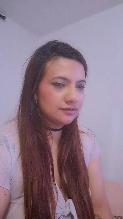 Star_rose18 live cam on Cam4
