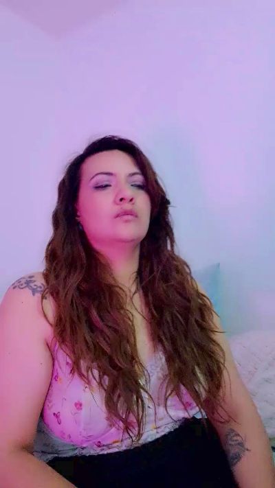 Star_rose18 live cam on Cam4
