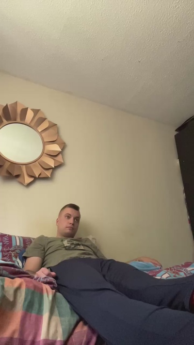 Stardawg420 live cam on Cam4