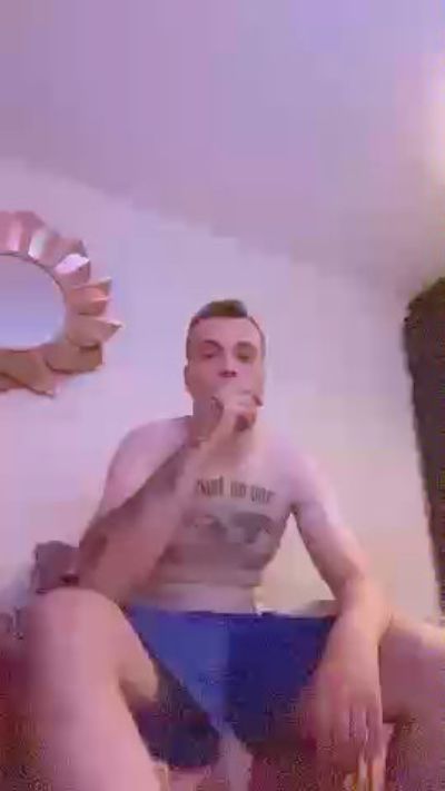 Stardawg420 live cam on Cam4