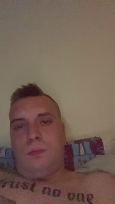 Stardawg420 live cam on Cam4