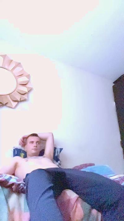 Stardawg420 live cam on Cam4