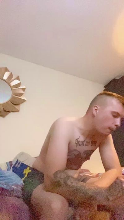 Stardawg420 live cam on Cam4
