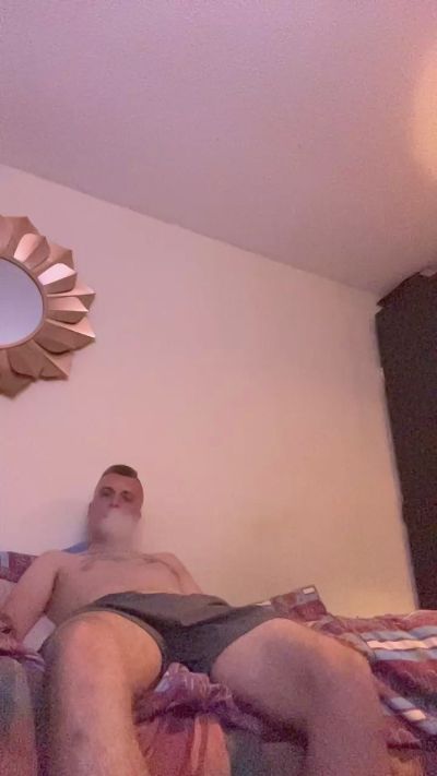 Stardawg420 live cam on Cam4