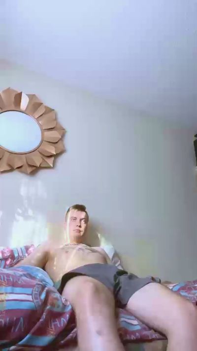 Stardawg420 live cam on Cam4