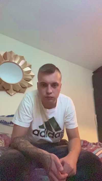 Stardawg420 live cam on Cam4