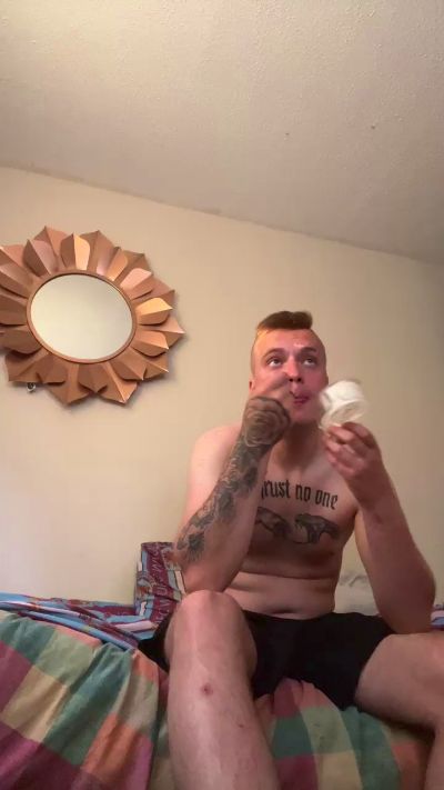 Stardawg420 live cam on Cam4