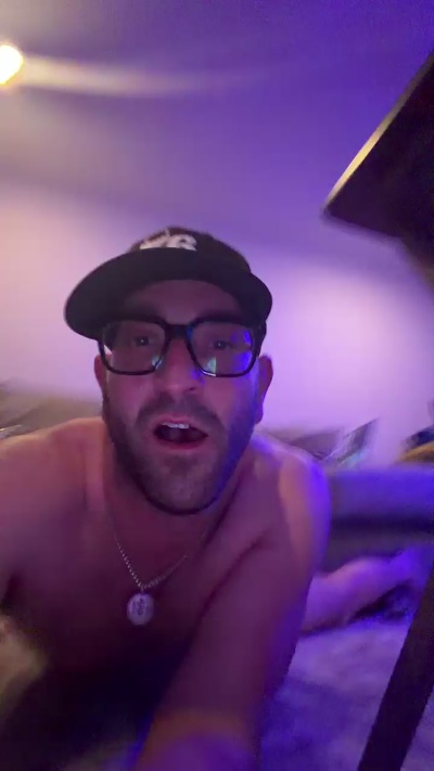 Starkexclusive live cam and statistics on UnifiedCams