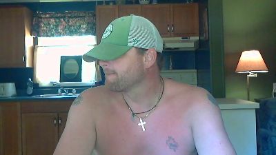 Steamjocky777 live cam on Cam4
