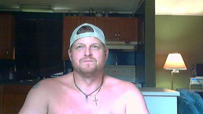 Steamjocky777 live cam on Cam4