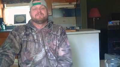 Steamjocky777 live cam on Cam4