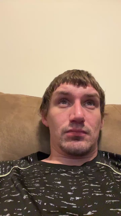 SteelersBulls6 live cam on Cam4