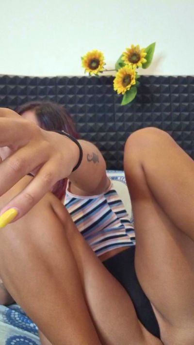 StefaniaPT live cam on Cam4