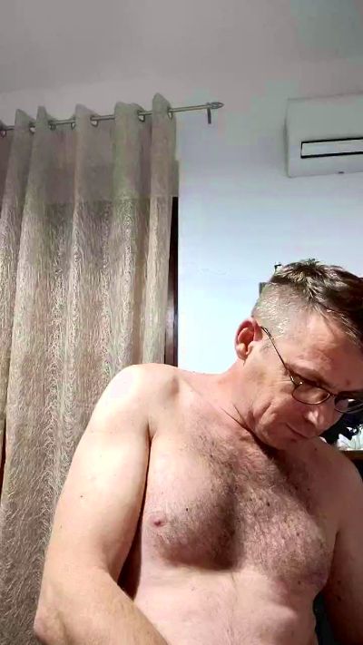 Stefanucho live cam on Cam4