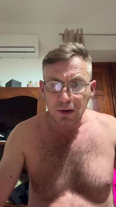 Stefanucho live cam on Cam4