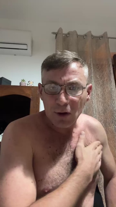 Stefanucho live cam on Cam4