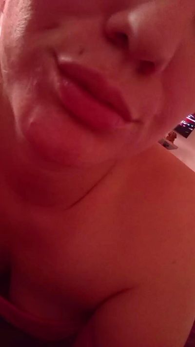 StefyRubia live cam on Cam4
