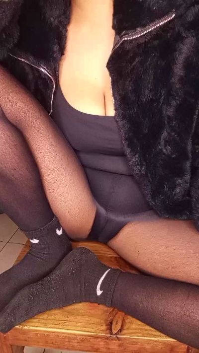 Steliah_shee live cam on Cam4