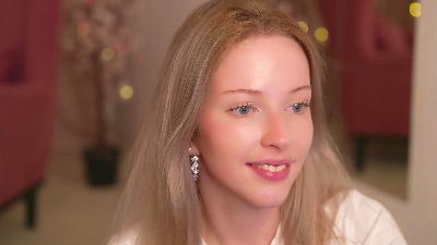 StellaMoor live cam on Cam4