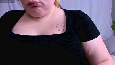 Stella_Brayn live cam on Cam4