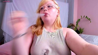 Stella_Brayn live cam on Cam4