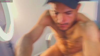 Stiven_Andrade live cam on Cam4