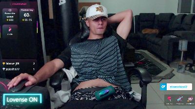 Stiven_C live cam on Cam4