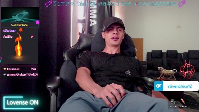 Stiven_C live cam on Cam4