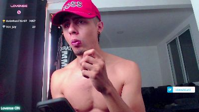 Stiven_C live cam on Cam4