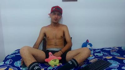 Stiwarth27 live cam on Cam4