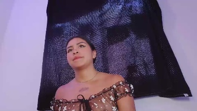 Storm_doll live cam on Cam4