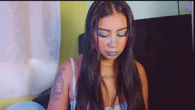 Storm_doll live cam on Cam4