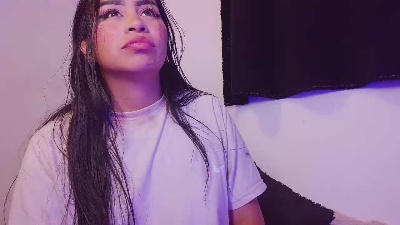 Storm_doll live cam on Cam4