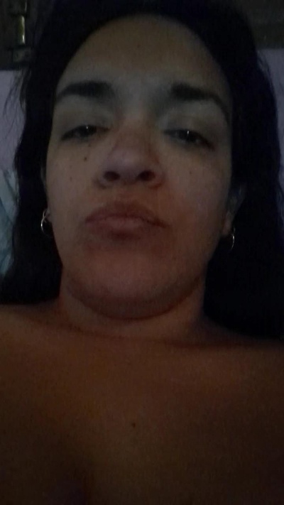 Stormy live cam on Cam4