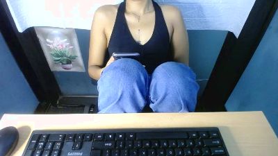 StouteTessa live cam on Cam4