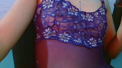 StouteTessa live cam on Cam4