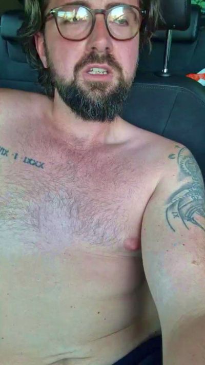 Stra1ghtguy4u live cam on Cam4