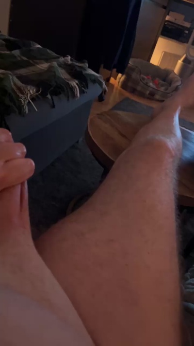 Strechballcock live sex cam preview from Belgium