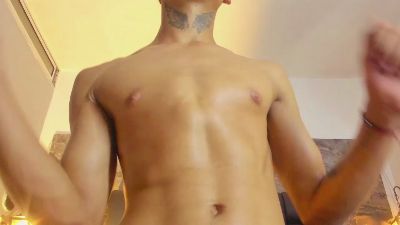 StrikeandSweet live cam on Cam4