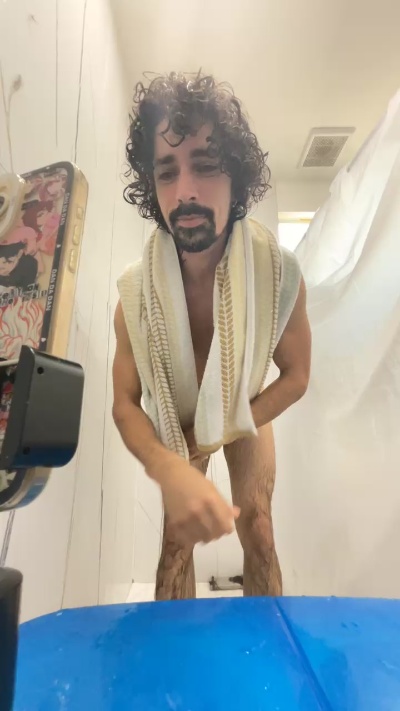 Stringin69 live cam on Cam4