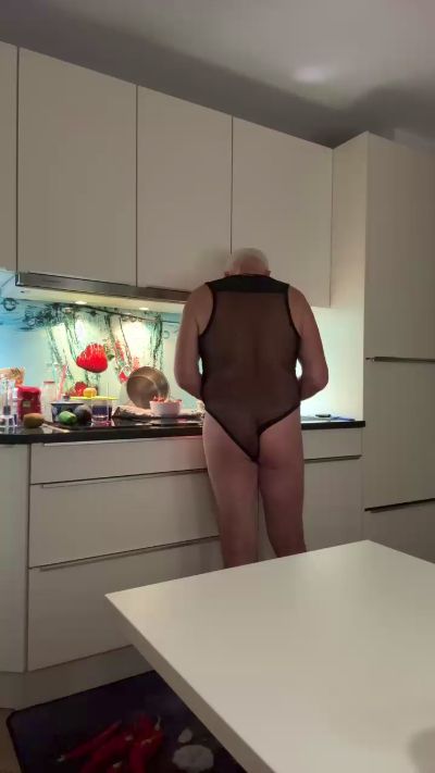 Strolch1707 live cam on Cam4