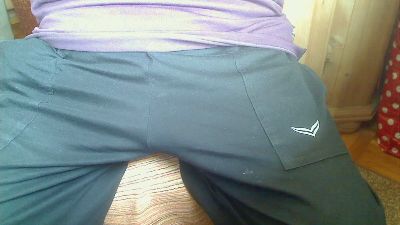 Strolchibaer live cam on Cam4