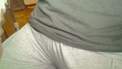 Strolchibaer live cam on Cam4